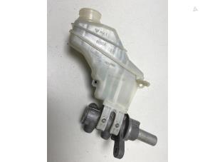 Gebruikte Hoofdremcilinder Opel Combo 1.3 CDTI 16V ecoFlex Prijs € 35,00 Margeregeling aangeboden door F. van den Mosselaar autodemontage