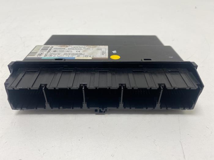 Gebruikte Computer Diversen Ford Mondeo III Wagon 1.8 16V Prijs € 25,00 Margeregeling aangeboden door F. van den Mosselaar autodemontage