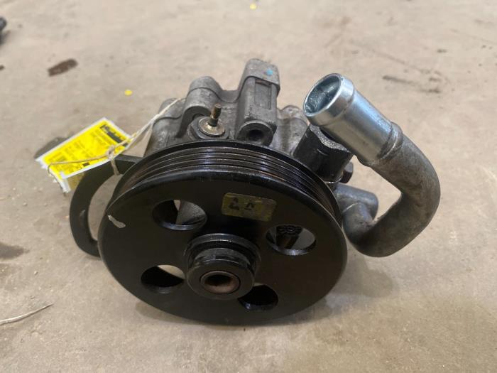 Stuurbekrachtiging Pomp van een Daewoo Spark 1.0 16V Bifuel 2012