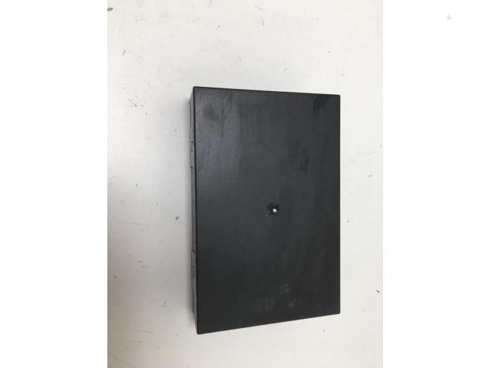 Central electronic module van een Volkswagen Golf Plus (5M1/1KP) 1.6 FSI 16V 2006