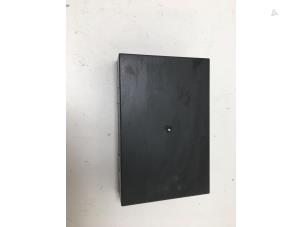 Central electronic module van een Volkswagen Golf Plus (5M1/1KP) 1.6 FSI 16V 2006