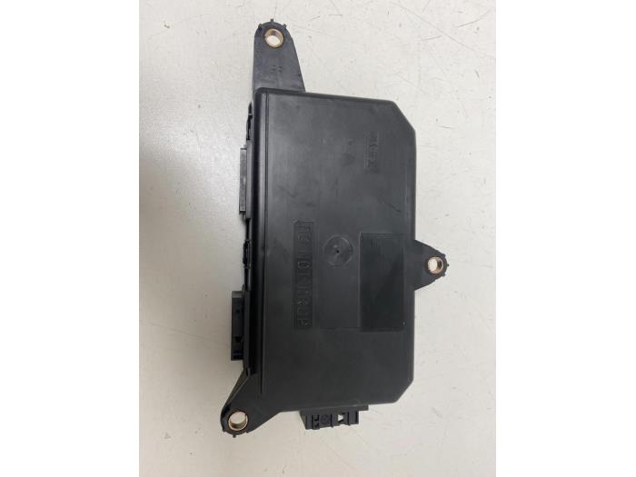 Gebruikte CEM (module) Fiat Stilo (192A/B) 1.2 16V 3-Drs. Prijs € 10,00 Margeregeling aangeboden door F. van den Mosselaar autodemontage