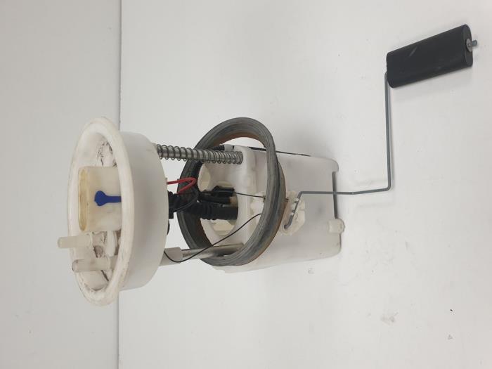 Gebruikte Tank element Pomp Audi A3 (8L1) 1.9 TDI 100 Prijs € 25,00 Margeregeling aangeboden door F. van den Mosselaar autodemontage