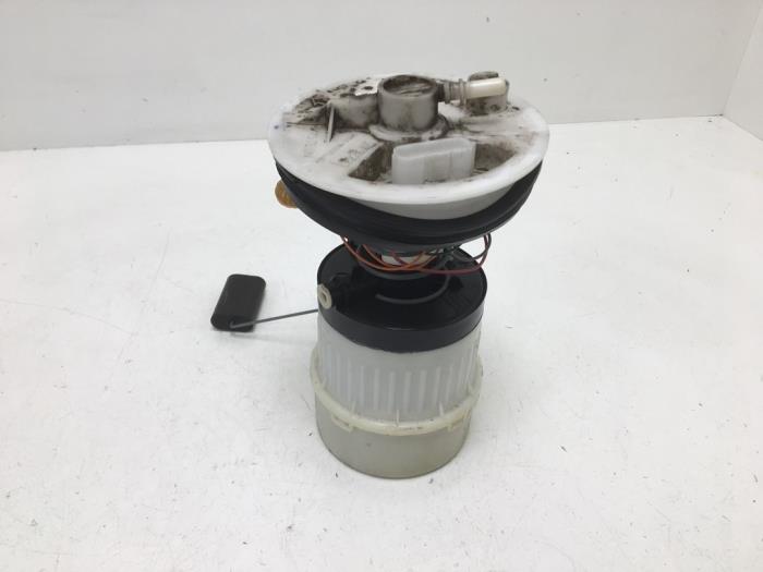 Gebruikte Tank element Pomp Ford Focus C-Max 1.8 16V Prijs € 35,00 Margeregeling aangeboden door F. van den Mosselaar autodemontage