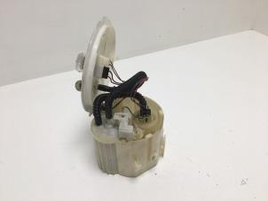 Gebruikte Tank element Pomp Opel Zafira (M75) 1.8 16V Ecotec Prijs € 35,00 Margeregeling aangeboden door F. van den Mosselaar autodemontage