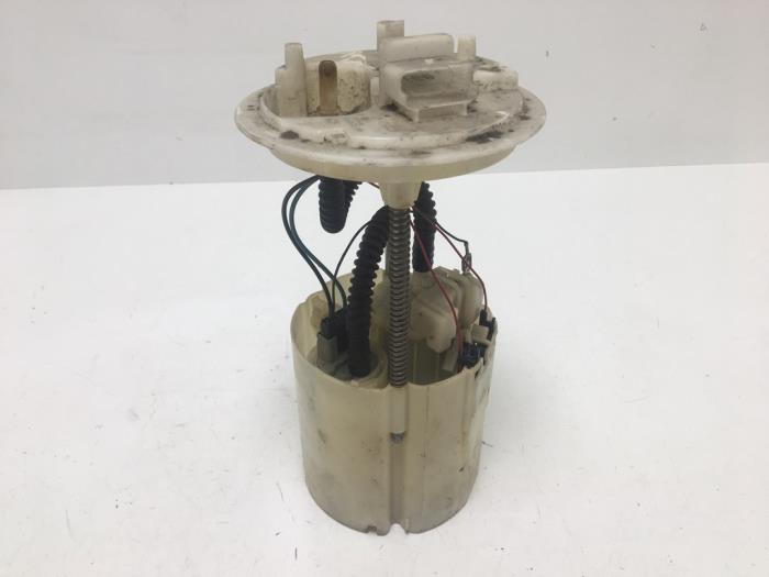 Gebruikte Tank element Pomp Fiat Stilo (192A/B) 2.4 20V Abarth 3-Drs. Prijs € 25,00 Margeregeling aangeboden door F. van den Mosselaar autodemontage