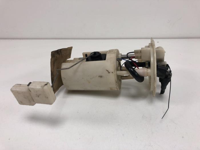 Gebruikte Tank element Pomp Fiat Palio Weekend (178D) 1.6 16V Prijs € 10,00 Margeregeling aangeboden door F. van den Mosselaar autodemontage
