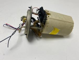 Gebruikte Tank element Pomp Kia Shuma 1.6i 16V Prijs € 20,00 Margeregeling aangeboden door F. van den Mosselaar autodemontage