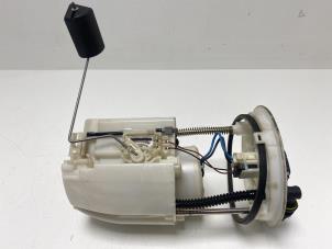 Gebruikte Tank element Pomp Suzuki Swift (ZA/ZC/ZD1/2/3/9) 1.3 VVT 16V Prijs € 35,00 Margeregeling aangeboden door F. van den Mosselaar autodemontage