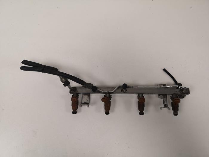 Gebruikte Galerij (Injectie) Saab 9-3 I (YS3D) 2.0t 16V Ecopower Prijs € 35,00 Margeregeling aangeboden door F. van den Mosselaar autodemontage
