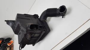 Gebruikte Luchtfilterhuis Volkswagen Fox (5Z) 1.2 Prijs € 13,50 Margeregeling aangeboden door F. van den Mosselaar autodemontage