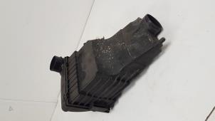 Gebruikte Luchtfilterhuis Peugeot 206 (2A/C/H/J/S) 1.9 D Prijs € 12,50 Margeregeling aangeboden door F. van den Mosselaar autodemontage