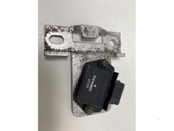 Gebruikte Module ontsteking Opel Vectra A (86/87) 1.8 i Prijs € 10,00 Margeregeling aangeboden door F. van den Mosselaar autodemontage
