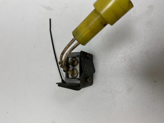 Gebruikte Module ontsteking Suzuki Swift (SF413/416) 1.6i 16V Prijs € 10,00 Margeregeling aangeboden door F. van den Mosselaar autodemontage