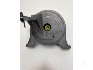 Gebruikte Motorrubber Opel Zafira (M75) 1.9 CDTI 16V Prijs € 15,00 Margeregeling aangeboden door F. van den Mosselaar autodemontage