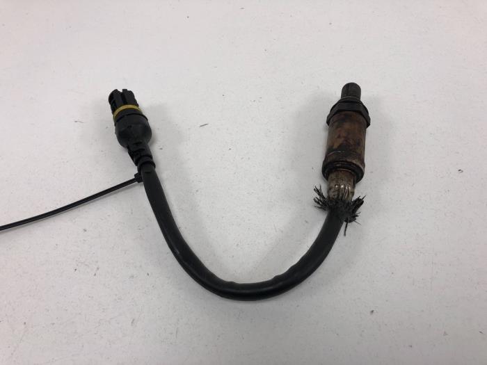 Lambda Sonde van een BMW 5 serie Touring (E39) 523i 24V 2000