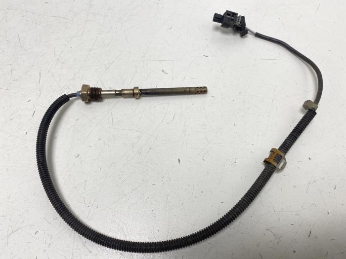 Gebruikte Lambda Sonde Mercedes Sprinter 3,5t (906.63) 313 CDI 16V Prijs € 10,00 Margeregeling aangeboden door F. van den Mosselaar autodemontage