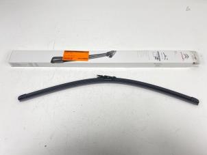 Gebruikte Ruitenwisserblad Citroen C1 Prijs € 10,00 Margeregeling aangeboden door F. van den Mosselaar autodemontage