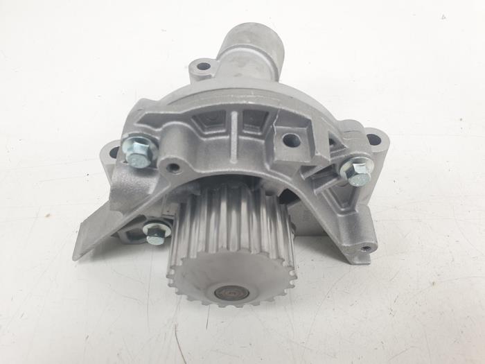 Gebruikte Waterpomp Citroen Jumpy (U64) 2.0i 16V Prijs € 35,00 Margeregeling aangeboden door F. van den Mosselaar autodemontage