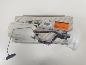 Gebruikte Tank element Pomp Fiat Ducato (250) 2.3 D 120 Multijet Prijs € 45,00 Margeregeling aangeboden door F. van den Mosselaar autodemontage