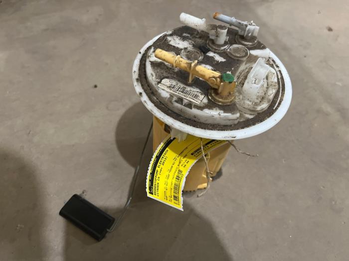 Gebruikte Tank element Pomp Citroen C4 Berline (NC) 1.6 Hdi 90 Prijs € 35,00 Margeregeling aangeboden door F. van den Mosselaar autodemontage