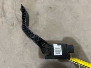 Gebruikte Gaspedaal Citroen C4 Berline (NC) 1.6 Hdi 90 Prijs € 18,50 Margeregeling aangeboden door F. van den Mosselaar autodemontage