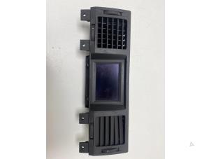 Gebruikte Display Interieur Opel Vectra C Caravan 2.2 DTI 16V Prijs € 35,00 Margeregeling aangeboden door F. van den Mosselaar autodemontage