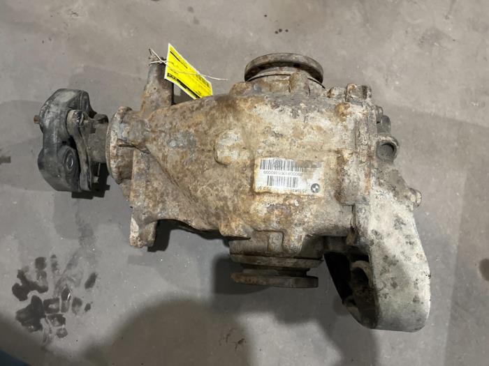Gebruikte Differentieel achter BMW 3 serie (E90) 320d 16V Prijs € 150,00 Margeregeling aangeboden door F. van den Mosselaar autodemontage
