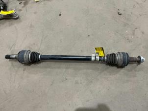 Gebruikte Steekas links-achter Alfa Romeo Giulia (952) 2.2d 136 16V Prijs € 175,00 Margeregeling aangeboden door F. van den Mosselaar autodemontage