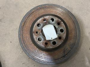 Gebruikte Remschijf achter Alfa Romeo Giulia (952) 2.2d 136 16V Prijs € 25,00 Margeregeling aangeboden door F. van den Mosselaar autodemontage