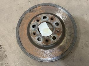 Gebruikte Remschijf achter Alfa Romeo Giulia (952) 2.2d 136 16V Prijs € 25,00 Margeregeling aangeboden door F. van den Mosselaar autodemontage