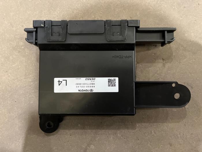 Gebruikte Computer Koeling Toyota Corolla Touring Sport (E21/EH1) 1.8 16V Hybrid Prijs € 50,00 Margeregeling aangeboden door F. van den Mosselaar autodemontage