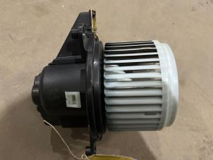 Gebruikte Kachel Ventilatiemotor Alfa Romeo Giulia (952) 2.2d 136 16V Prijs € 75,00 Margeregeling aangeboden door F. van den Mosselaar autodemontage