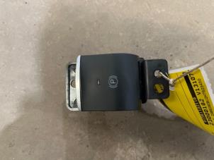 Gebruikte Schakelaar handrem Alfa Romeo Giulia (952) 2.2d 136 16V Prijs € 20,00 Margeregeling aangeboden door F. van den Mosselaar autodemontage