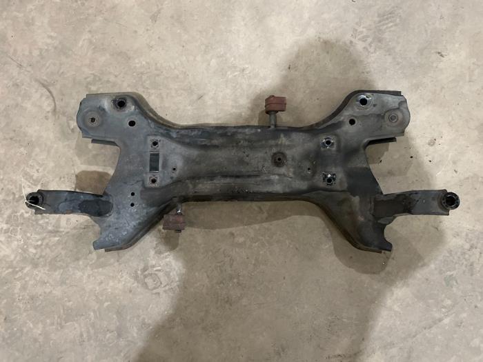 Gebruikte Subframe Skoda Fabia II (5J) 1.2i Prijs € 75,00 Margeregeling aangeboden door F. van den Mosselaar autodemontage