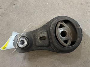 Gebruikte Motorrubber Mercedes Vito (447.6) 1.6 111 CDI 16V Prijs € 15,00 Margeregeling aangeboden door F. van den Mosselaar autodemontage