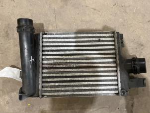 Gebruikte Intercooler Renault Clio IV (5R) 0.9 Energy TCE 90 12V Prijs € 35,00 Margeregeling aangeboden door F. van den Mosselaar autodemontage
