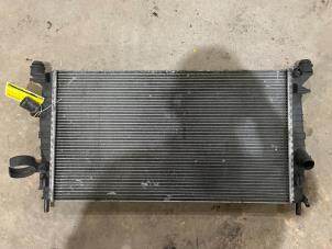 Gebruikte Radiateur Volvo V50 (MW) 1.6 D2 16V Prijs € 35,00 Margeregeling aangeboden door F. van den Mosselaar autodemontage