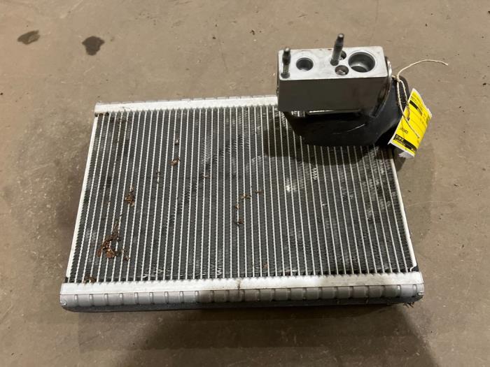 Gebruikte Aircoverdamper Peugeot Partner (GC/GF/GG/GJ/GK) 1.6 BlueHDI 75 Prijs € 25,00 Margeregeling aangeboden door F. van den Mosselaar autodemontage