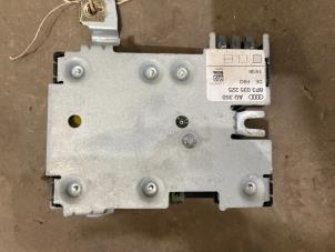Gebruikte Antenne Versterker Audi A3 (8P1) 1.6 16V FSI Prijs € 12,50 Margeregeling aangeboden door F. van den Mosselaar autodemontage