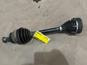 Gebruikte Aandrijfas links-voor Seat Ibiza ST (6J8) 1.2 TDI Ecomotive Prijs € 50,00 Margeregeling aangeboden door F. van den Mosselaar autodemontage