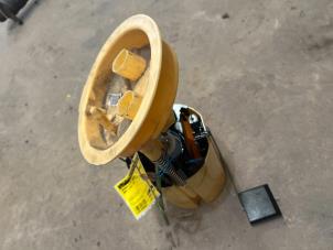 Gebruikte Tank element Pomp BMW 1 serie (E87/87N) 120d 16V Prijs € 25,00 Margeregeling aangeboden door F. van den Mosselaar autodemontage