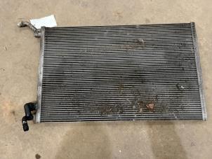 Gebruikte Radiateur Jaguar XE 2.0 D E-Performance 16V Prijs € 75,00 Margeregeling aangeboden door F. van den Mosselaar autodemontage