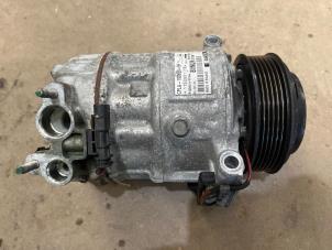 Gebruikte Pomp Airco Jaguar XE 2.0 D E-Performance 16V Prijs € 45,00 Margeregeling aangeboden door F. van den Mosselaar autodemontage