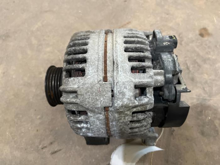 Gebruikte Dynamo Opel Corsa D 1.2 16V Prijs € 35,00 Margeregeling aangeboden door F. van den Mosselaar autodemontage