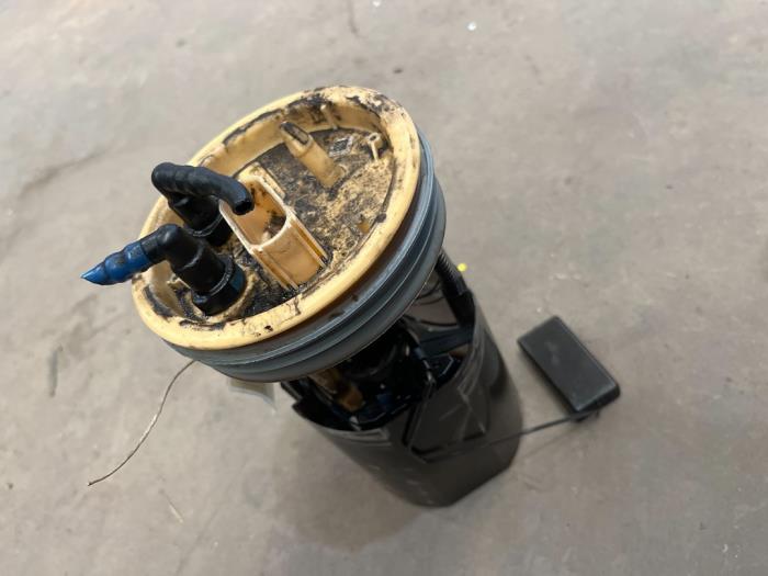 Gebruikte Tank element Pomp Seat Ibiza IV (6J5) 1.9 TDI 90 Prijs € 35,00 Margeregeling aangeboden door F. van den Mosselaar autodemontage