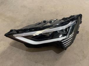Gebruikte Koplamp links Audi E-tron (GEN) 50 quattro Prijs € 1.000,00 Margeregeling aangeboden door F. van den Mosselaar autodemontage