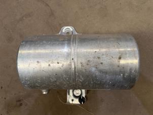 Gebruikte Luchtketel Audi E-tron (GEN) 50 quattro Prijs € 35,00 Margeregeling aangeboden door F. van den Mosselaar autodemontage