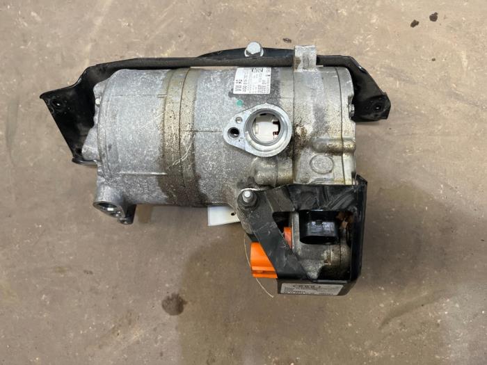 Gebruikte Aircopomp Audi e-tron (GEN) 50 quattro Prijs € 185,00 Margeregeling aangeboden door F. van den Mosselaar autodemontage