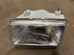 Gebruikte Koplamp links Renault 21 Nevada (K48) 1.7 TL,GTL Prijs € 25,00 Margeregeling aangeboden door F. van den Mosselaar autodemontage